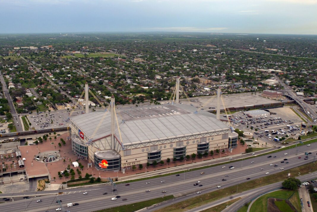 Alamodome Parking Lot B